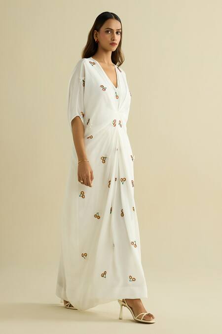 Meesa_White Crepe Embroidery V-neck Designer Kaftan _Online_at_Aza_Fashions