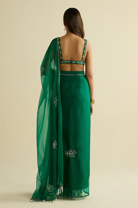 Shop Meesa Green Organza, Chanderi Silk Sequins, Beads V-neck Pre-draped Saree With Blouse at Aza Fashions Shop_Meesa_Green Organza, Chanderi Silk Sequins, Beads V-neck Pre-draped Saree With Blouse _at_Aza_Fashions