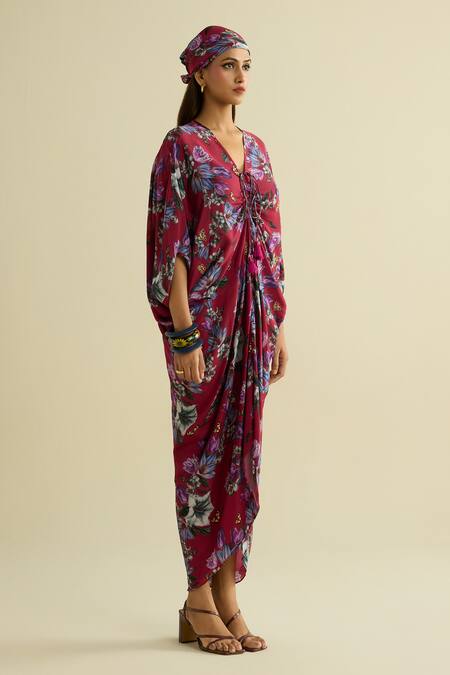 Meesa_Maroon Crepe Tassels V-neck Floral Printed Kaftan _Online_at_Aza_Fashions
