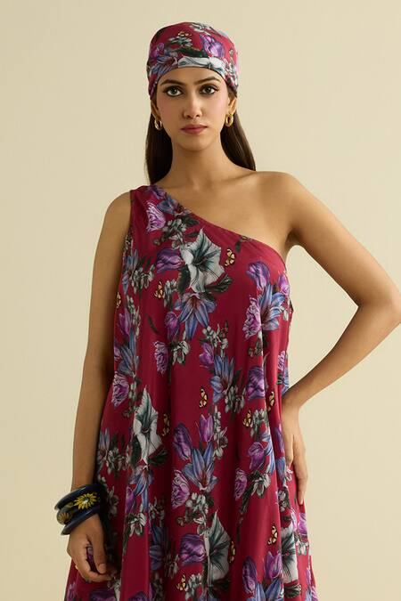 Meesa_Maroon Crepe Asymmetric Floral Tunic And Pant Set _Online_at_Aza_Fashions