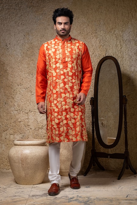 Priyanka Haralalka Rust Cotton, Silk Embroidery, Applique Kurta And Pant Set 