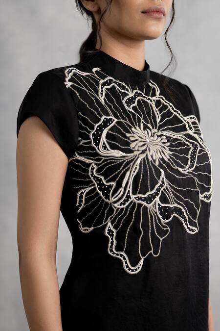 Buy_Neelu And Manvi_Black Organza Embroidery Mandarin Collar Floral Dress _Online_at_Aza_Fashions