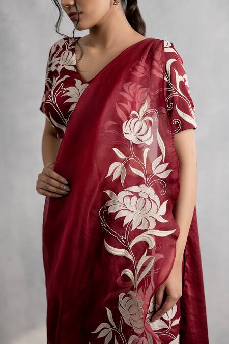 Neelu And Manvi_Maroon Satin, Organza Embroidery, Applique V-neck Saree Set _Online_at_Aza_Fashions