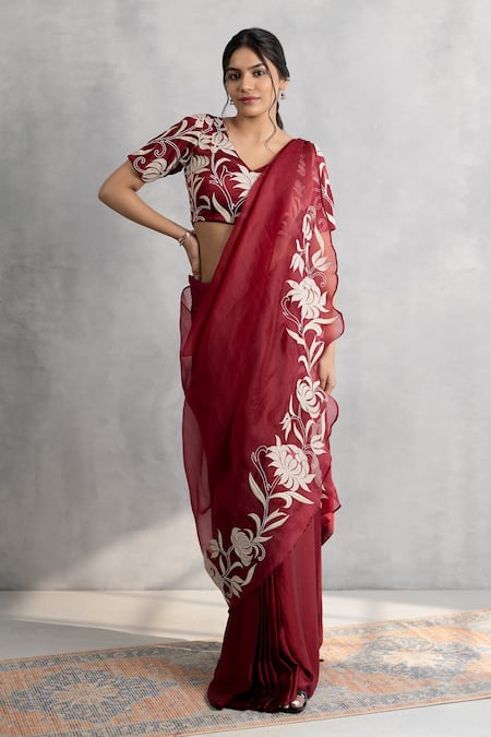Neelu And Manvi Maroon Applique Embroidered Saree Set 