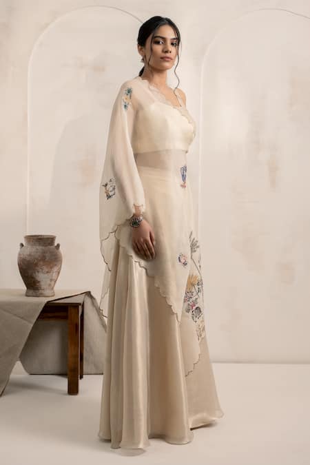 Buy Neelu And Manvi Gold Tissue, Organza Embroidery Round Neck Sharara Set Online at Aza Fashions Buy_Neelu And Manvi_Gold Tissue, Organza Embroidery Round Neck Sharara Set _Online_at_Aza_Fashions