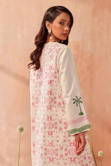 Buy_Seema Nanda_Ivory Cotton, Poplin Embroidery Round Neck Floral Print Kurta Set _Online_at_Aza_Fashions