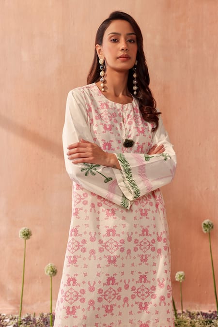 Shop_Seema Nanda_Ivory Cotton, Poplin Embroidery Round Neck Floral Print Kurta Set _Online_at_Aza_Fashions