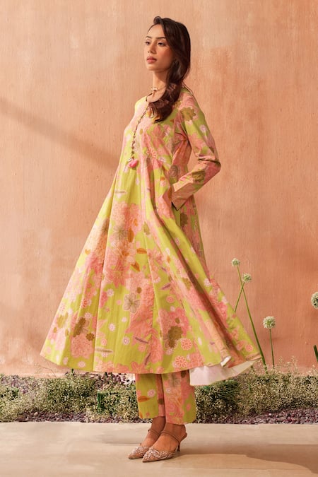 Shop Seema Nanda Lime Cotton, Poplin Embroidery, Pom-poms Round Neck Gulzar Kurta Set Online at Aza Fashions Shop_Seema Nanda_Lime Cotton, Poplin Embroidery, Pom-poms Round Neck Gulzar Kurta Set _Online_at_Aza_Fashions