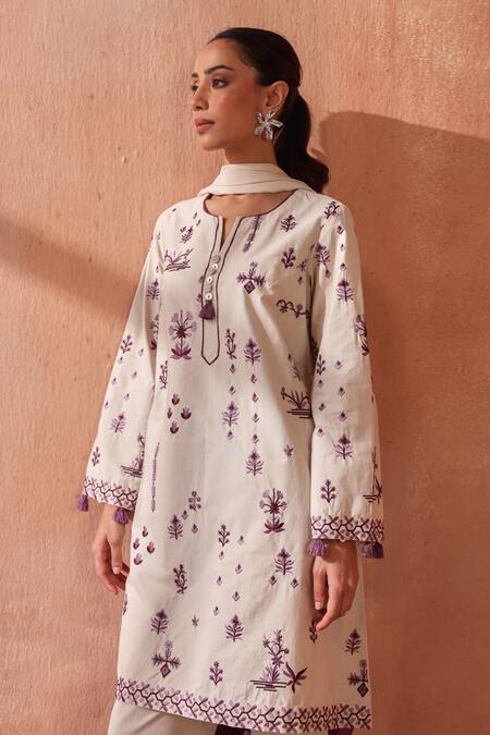 Seema Nanda_Beige Cotton, Poplin Embroidery Round Neck Varnika Kurta Set _at_Aza_Fashions