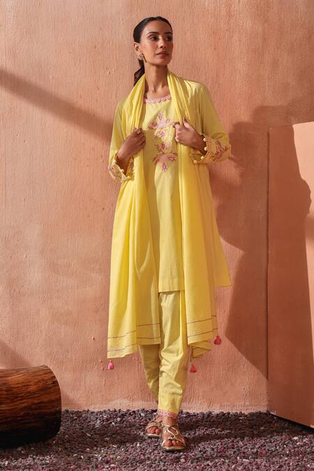 Seema Nanda_Yellow Cotton, Poplin Embroidery Round Neck Lemon Nooriya Kurta Set _at_Aza_Fashions