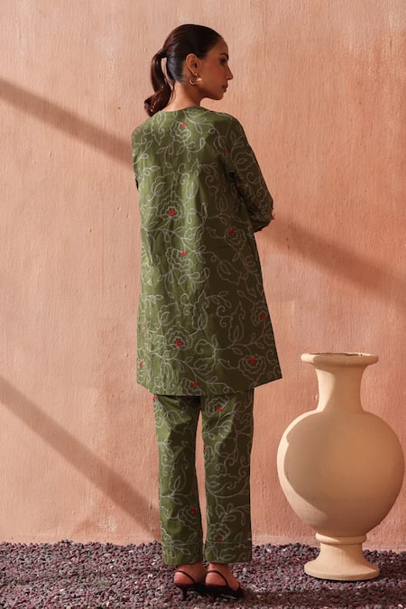 Seema Nanda Olive Green Noor Kurta Set 