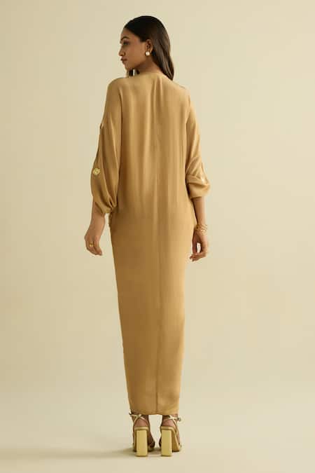 Shop Meesa Beige Crepe Embroidery V-neck Embellished Designer Kaftan at Aza Fashions Shop_Meesa_Beige Crepe Embroidery V-neck Embellished Designer Kaftan _at_Aza_Fashions