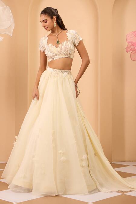 Buy_One Knot One By Ashna_Ivory Organza Fabric Flowers, Sequins Sweetheart Neck Lehenga Set 