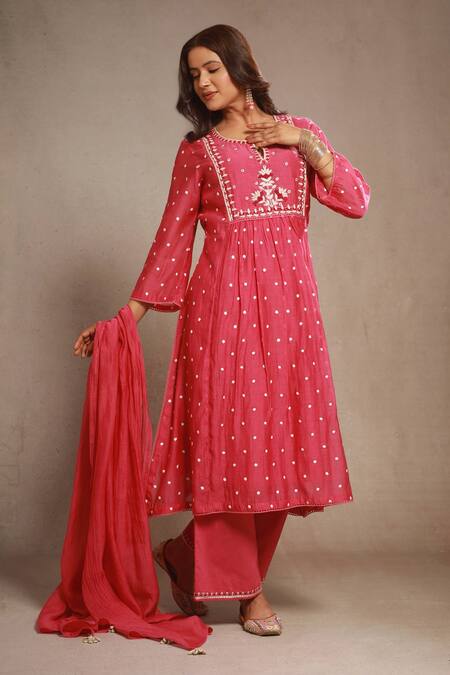 Shop_Sonali Methi_Pink Embroidery Round Neck Rani Hand Kurta Set _Online_at_Aza_Fashions