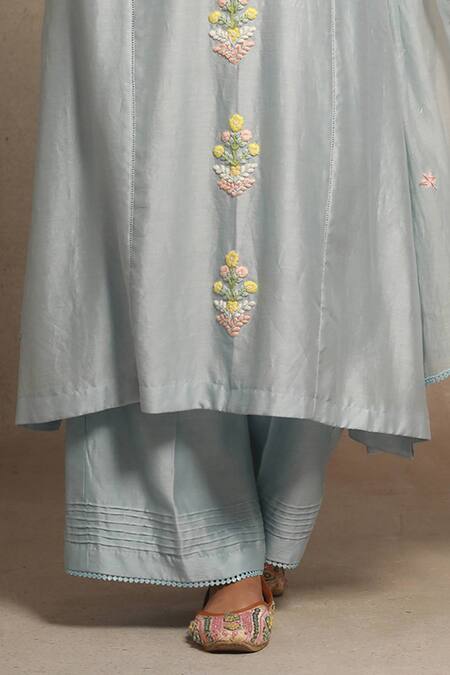Sonali Methi_Blue Silk, Chanderi Embroidery Round Neck Powder Hand Kurta Set _at_Aza_Fashions