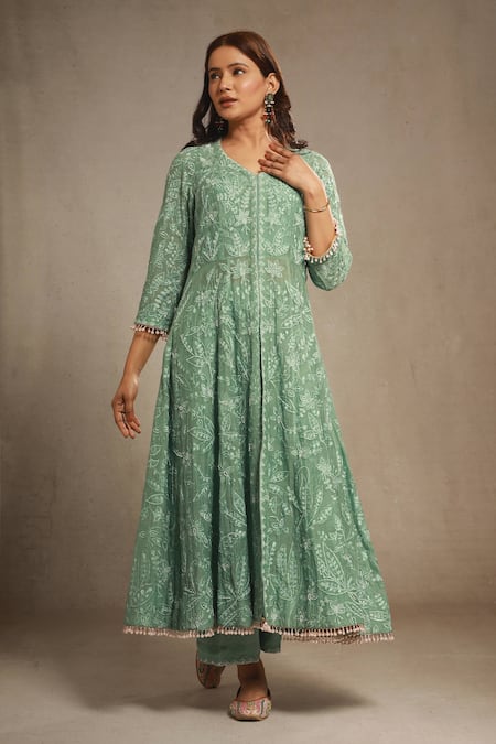 Buy Sonali Methi Green Chanderi Embroidery V-neck Sage Anarkali Set Online at Aza Fashions Buy_Sonali Methi_Green Chanderi Embroidery V-neck Sage Anarkali Set _Online_at_Aza_Fashions