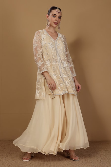 Buy_Sonali Methi_Off White Organza Embroidery V-neck Designer Kurta Set _Online_at_Aza_Fashions