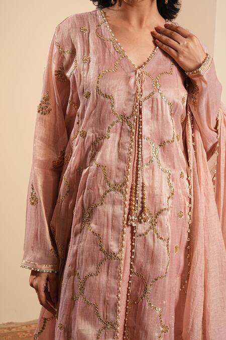 Shop_Sonali Methi_Blush Tissue Embroidery V-neck Pink Hand Kurta Set _Online_at_Aza_Fashions