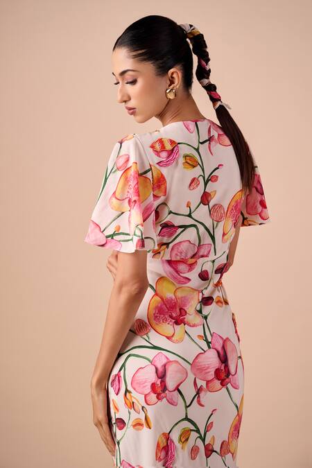Shop Shriya Som Pink Crepe V-neck Orchid Print Dress Online at Aza Fashions Shop_Shriya Som_Pink Crepe V-neck Orchid Print Dress _Online_at_Aza_Fashions
