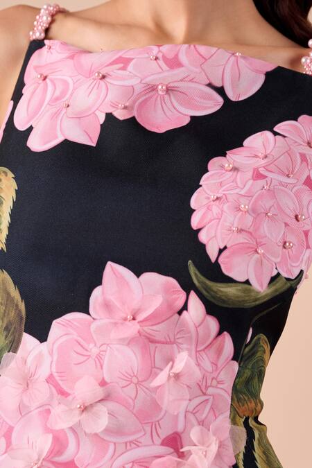 Shriya Som_Blue Canvas Square Neck Hydrangea Print Dress _Online_at_Aza_Fashions