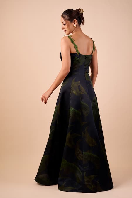 Shriya Som Leaf Print Dress 