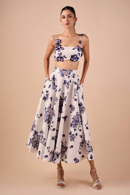 Shriya Som_Blue Cotton Applique Orchid Print Skirt _Online_at_Aza_Fashions