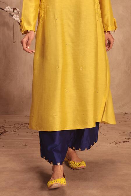 Label Niti Bothra Yellow Silk Zari Collared Chiniya Kurta Set Online at Aza Fashions Label Niti Bothra_Yellow Silk Zari Collared Chiniya Kurta Set _Online_at_Aza_Fashions