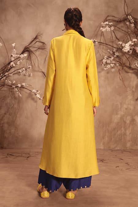 Shop Label Niti Bothra Yellow Silk Zari Collared Chiniya Kurta Set at Aza Fashions Shop_Label Niti Bothra_Yellow Silk Zari Collared Chiniya Kurta Set _at_Aza_Fashions
