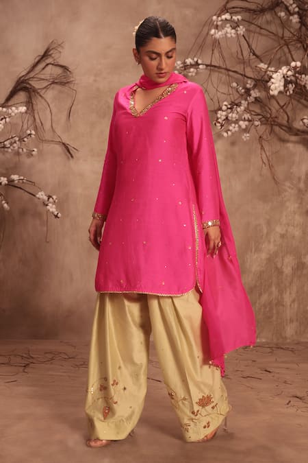 Buy Label Niti Bothra Pink Silk Embroidery, Gota Patti V-neck Hot Zardosi Kurta Set Online at Aza Fashions Buy_Label Niti Bothra_Pink Silk Embroidery, Gota Patti V-neck Hot Zardosi Kurta Set _Online_at_Aza_Fashions