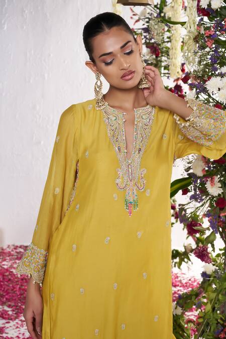 Buy_Amrta By Guneet Kondal_Yellow Silk, Chanderi, Viscose, Shantoon Embroidery Adda Work Kurta And Pant Set _Online_at_Aza_Fashions