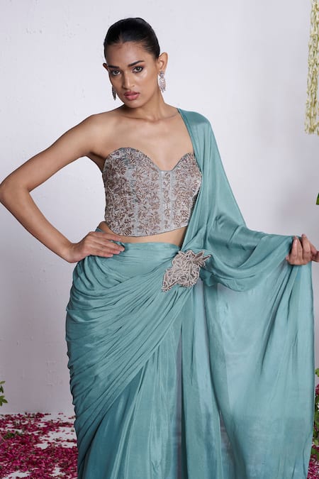 Amrta By Guneet Kondal_Blue Chinon, Shantoon, Viscose Mirrors Sweetheart Pre-draped Saree With Corset _Online_at_Aza_Fashions