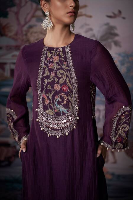 Buy_Amrta By Guneet Kondal_Purple Silk, Chanderi, Viscose Embroidery, Beads Round Neck Kurta Set 