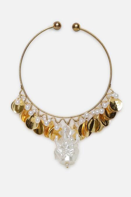 Buy Dugran By Dugristyle Gold Plated Pearls, Chains Zard Khushi Bracelet Online at Aza Fashions Buy_Dugran By Dugristyle_Gold Plated Pearls, Chains Zard Khushi Bracelet _Online_at_Aza_Fashions