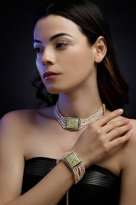 Shop Dugran By Dugristyle Peach Gold-plated Aab-e-gul Bracelet Online at Aza Fashions Shop_Dugran By Dugristyle_Peach Gold-plated Aab-e-gul Bracelet _Online_at_Aza_Fashions