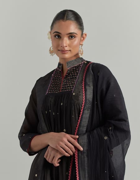 Shop_Ikshita Choudhary_Black Chanderi Embroidery Mandarin Collar Kurta Set 
