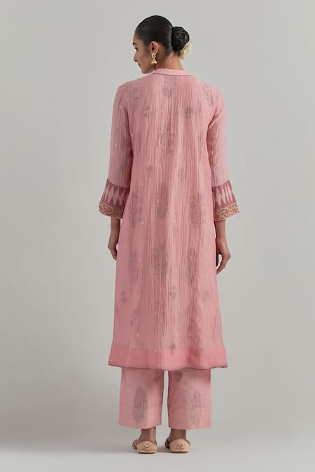 Ikshita Choudhary Light Pink Chanderi Kurta Pant Dupatta Set 