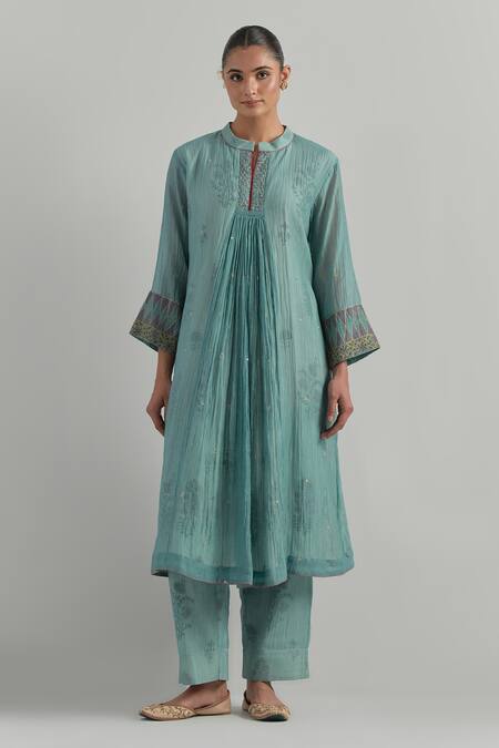 Shop_Ikshita Choudhary_Sky Blue Chanderi Embroidery Mandarin Collar Kurta Set _Online_at_Aza_Fashions