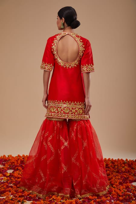 Preeti S Kapoor Embroidered Kurta Set 