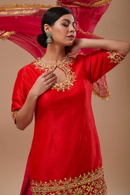 Preeti S Kapoor_Red Dupion, Organza Gota Patti, Sequins, Lace Keyhole Kurta Fuchsia Salwar Set _Online_at_Aza_Fashions
