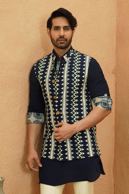 Sva By Sonam & Paras Modi Blue Crepe Midnight Reversible Bundi