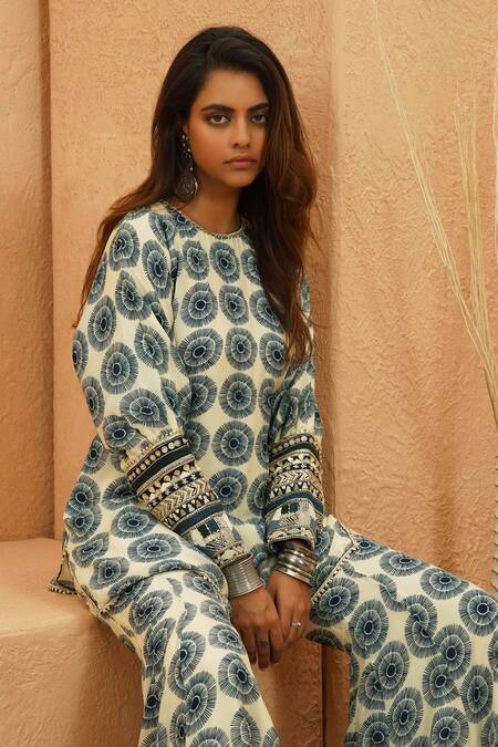 Sva By Sonam & Paras Modi_Blue Crepe Embroidery Round Neck Midnight Printed Kurta And Sharara Set_at_Aza_Fashions