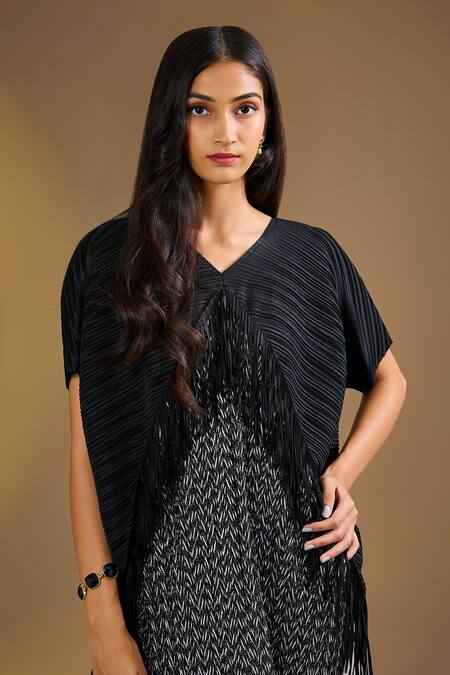 Ajiesh Oberoi Black Silk Fringe V-neck Chevron Dress Online at Aza Fashions Ajiesh Oberoi_Black Silk Fringe V-neck Chevron Dress _Online_at_Aza_Fashions