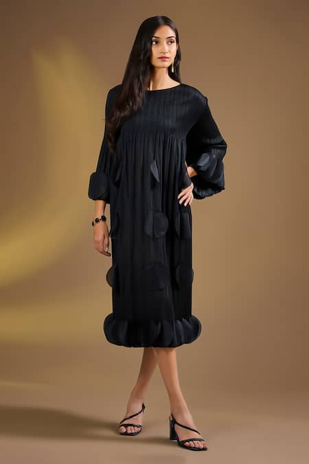 Ajiesh Oberoi Black Silk Fabric Flowers Round Neck Noir Petal Dress