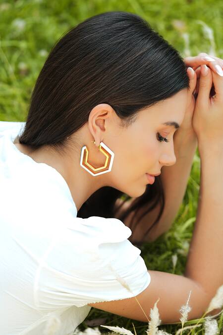 Buy_Varnika Arora_Gold Plated Devine White Enamel Earrings 