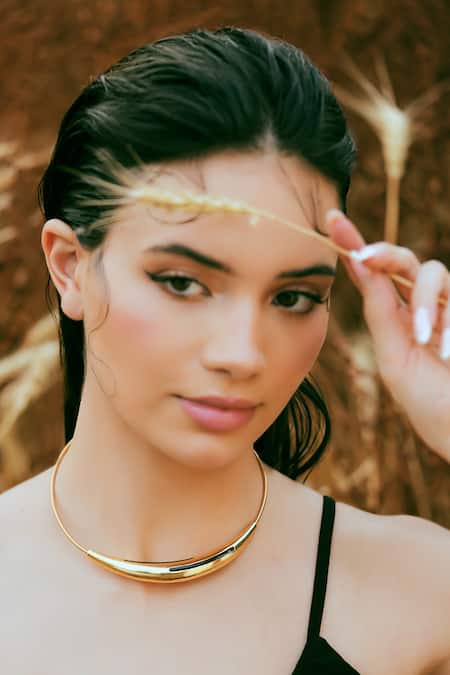 Buy_Varnika Arora_Gold Plated Aurelia Black Enamel Neckpiece _Online_at_Aza_Fashions