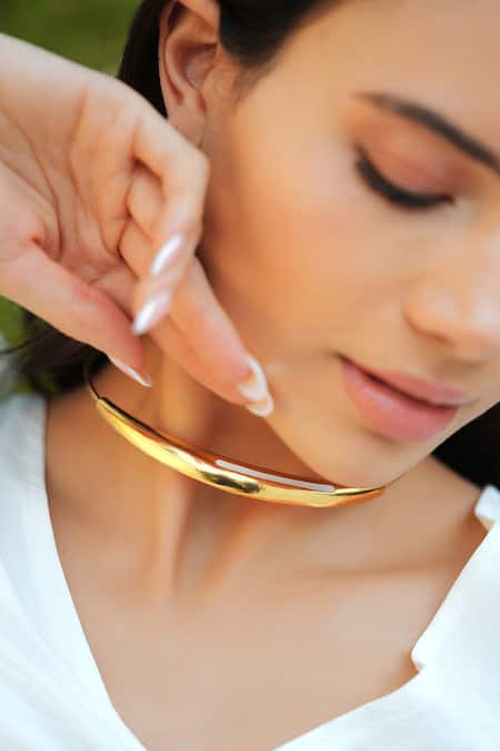 Buy_Varnika Arora_Gold Plated Aurelia White Enamel Neckpiece _Online_at_Aza_Fashions