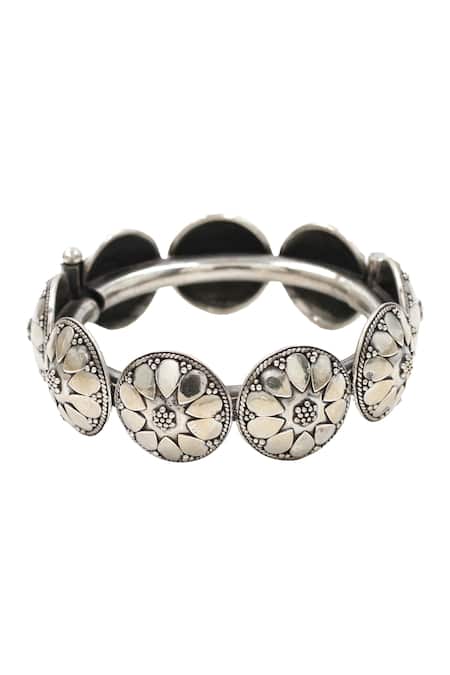 Buy_Sangeeta Boochra_Silver Plated Designer Bangle _Online_at_Aza_Fashions
