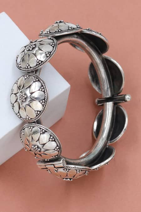 Sangeeta Boochra Designer Silver Bangle 