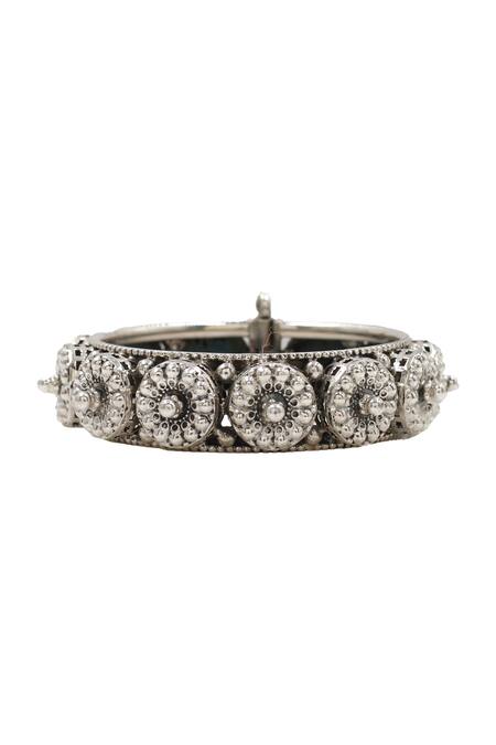 Sangeeta Boochra_Silver Plated Designer Bangle _Online_at_Aza_Fashions
