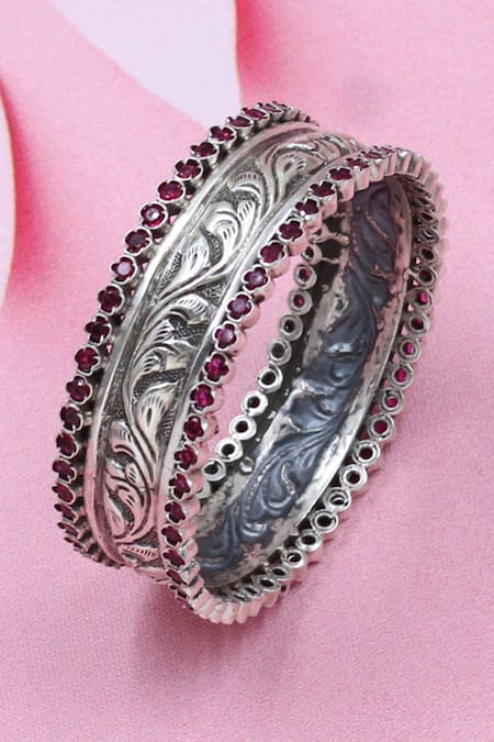 Sangeeta Boochra Kundan Silver Designer Bangle 